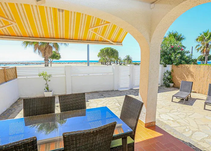 Litoral Costa Dorada - Laura Ii Only Families بيت للعطل *