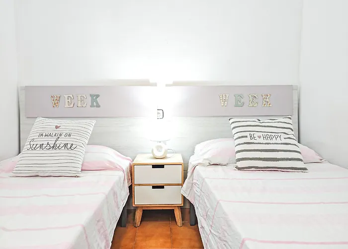 Litoral Costa Dorada - Laura Ii Only Families بيت للعطل *